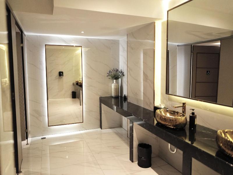 Hermann Hotel Pattaya Sha Extra Plus image