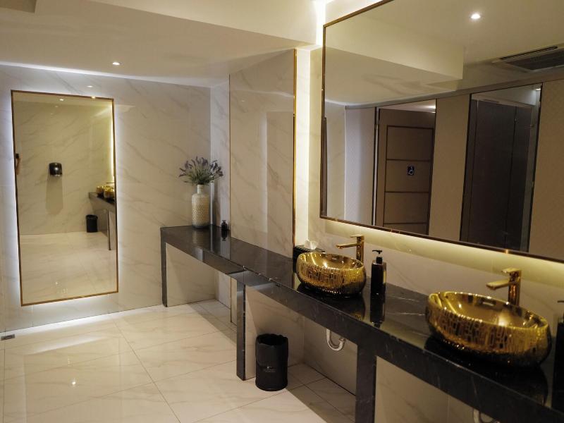 Hermann Hotel Pattaya Sha Extra Plus image