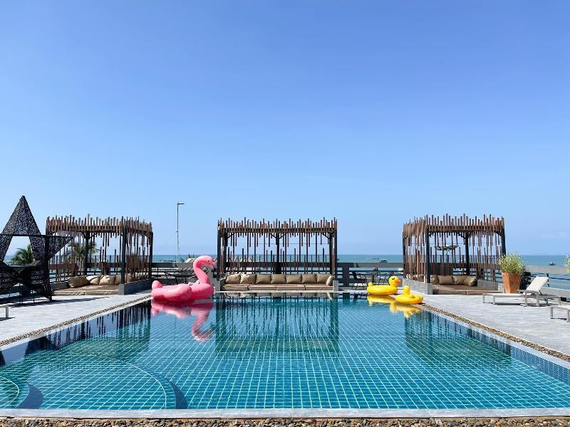 Hermann Hotel Pattaya Sha Extra Plus image