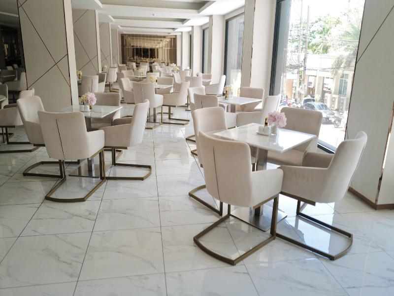 Hermann Hotel Pattaya Sha Extra Plus image