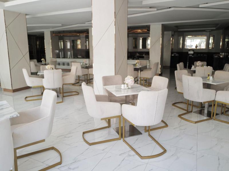 Hermann Hotel Pattaya Sha Extra Plus image