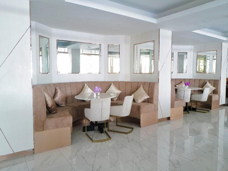 Hermann Hotel Pattaya Sha Extra Plus image