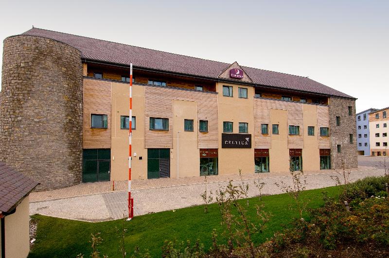 Premier Inn Caernarfon