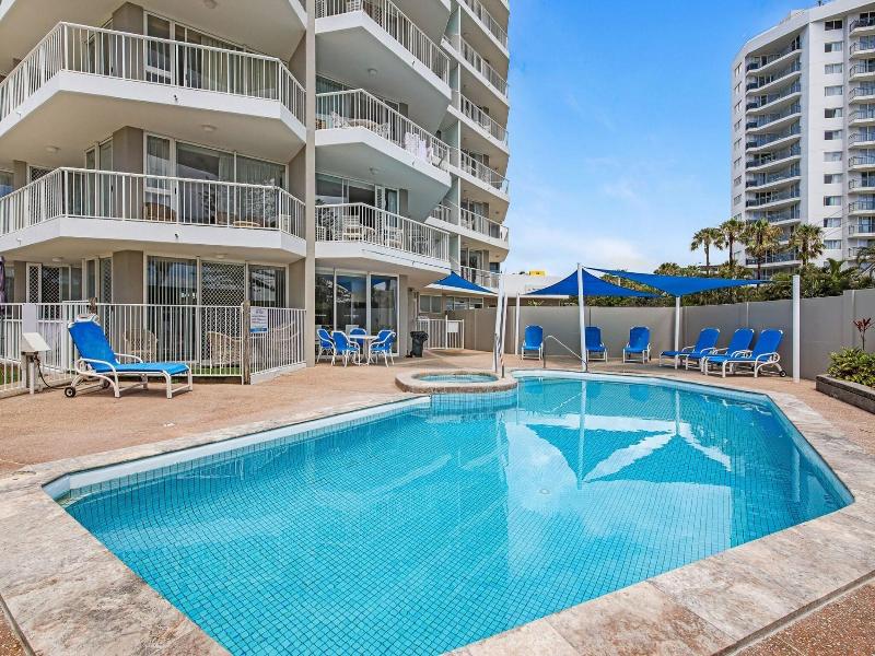 Meridian Tower Apartments image