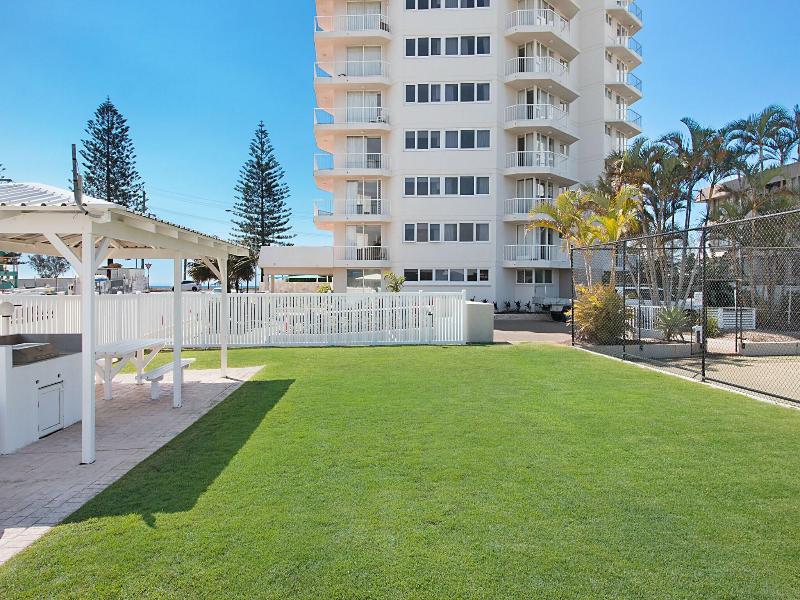 Meridian Tower Apartments image