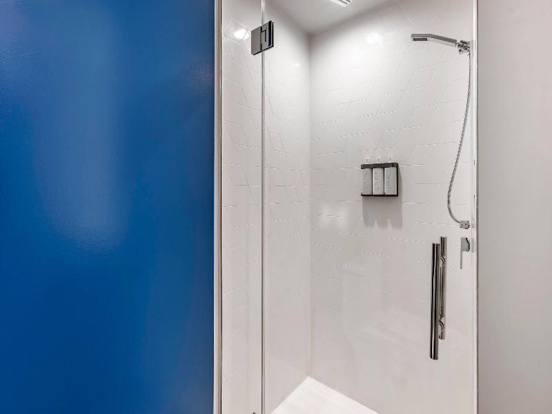 Cambria Hotel Orlando Universal Blvd image