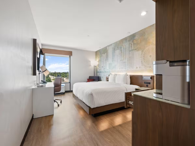 Cambria Hotel Orlando Universal Blvd image