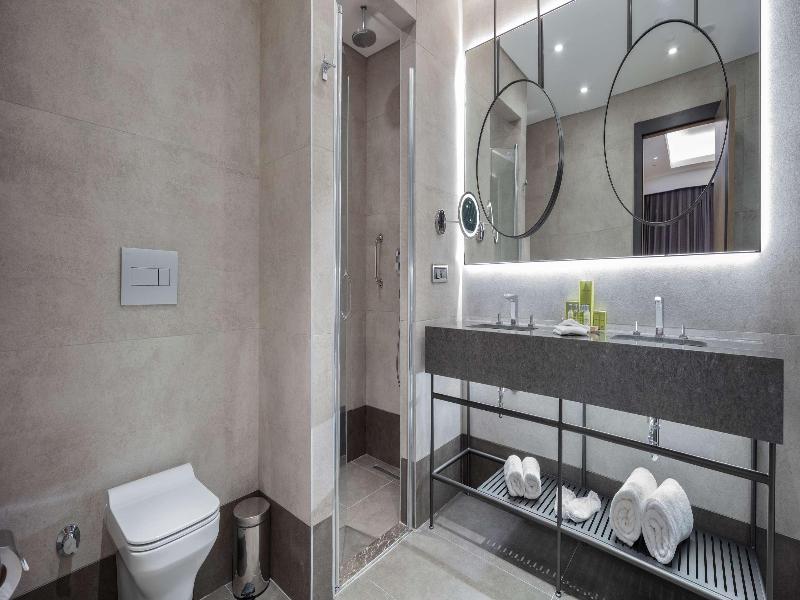 DoubleTree by Hilton Canakkale image