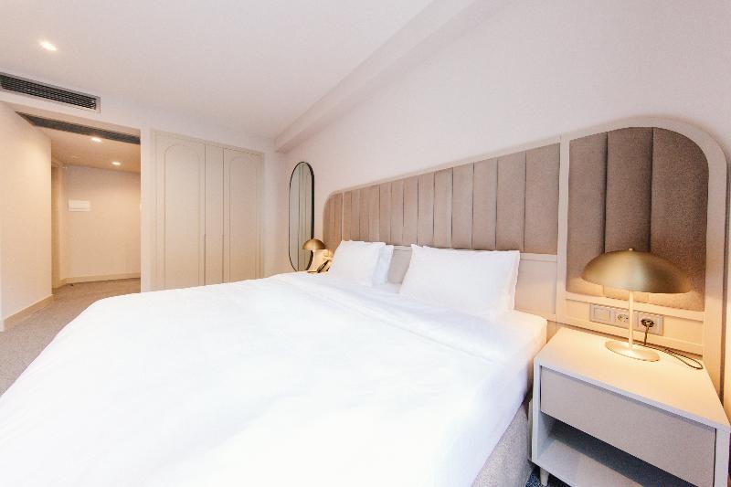 Strofi Hotel image