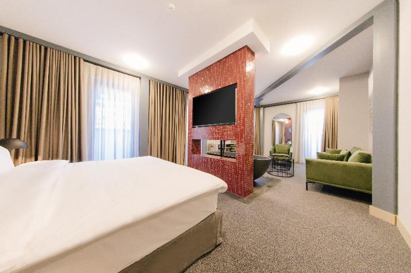 Strofi Hotel image