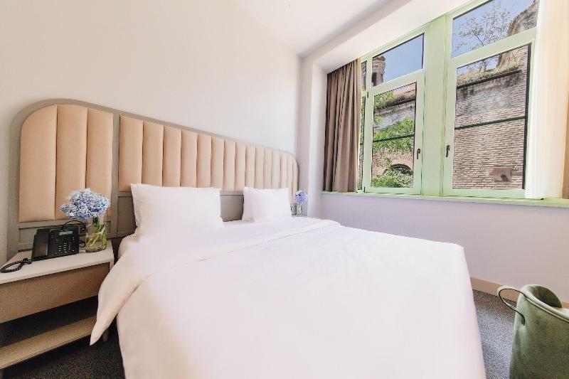 Strofi Hotel image