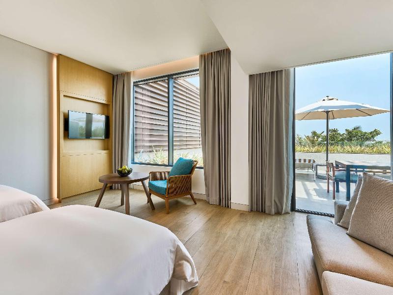 Movenpick Resort Al Marjan Island image