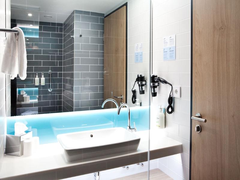 Holiday Inn Express Remscheid image