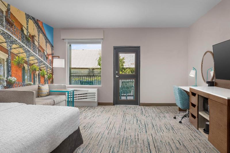Hampton Inn New Orleans French Quarter Market Area image