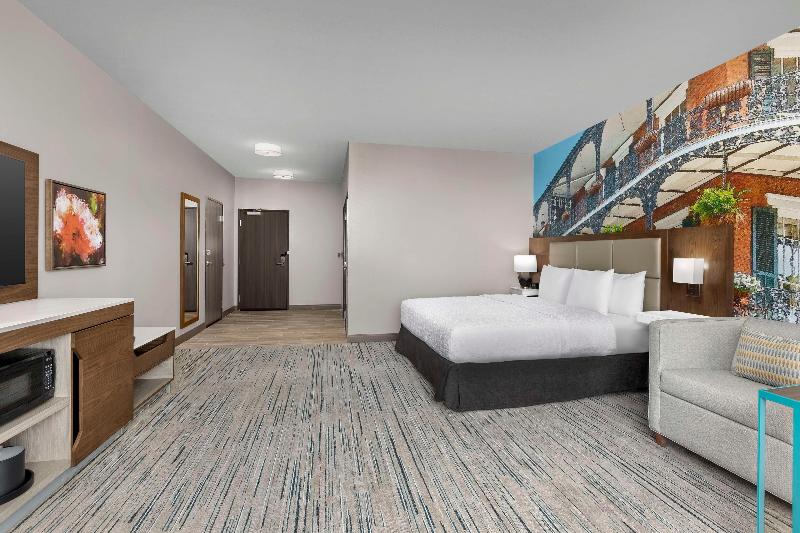Hampton Inn New Orleans French Quarter Market Area image