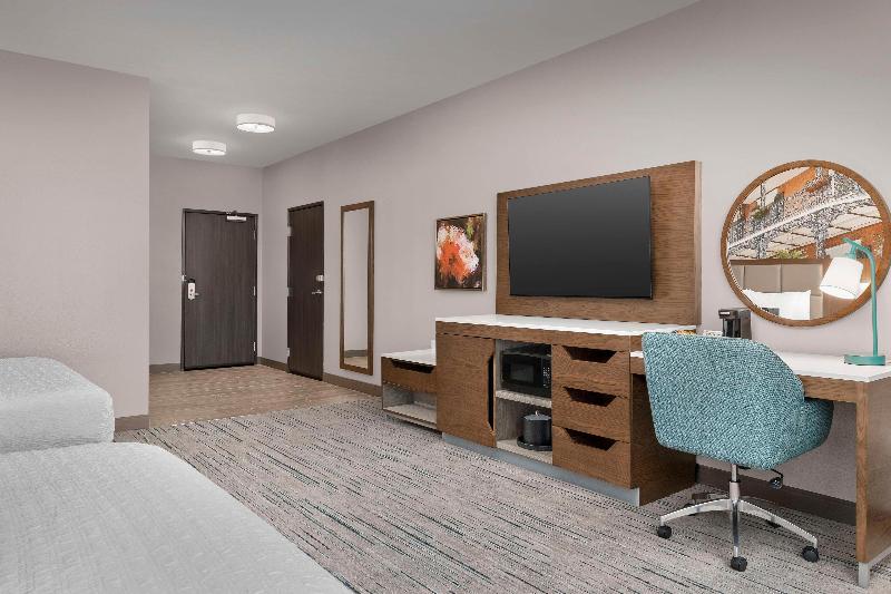 Hampton Inn New Orleans French Quarter Market Area image
