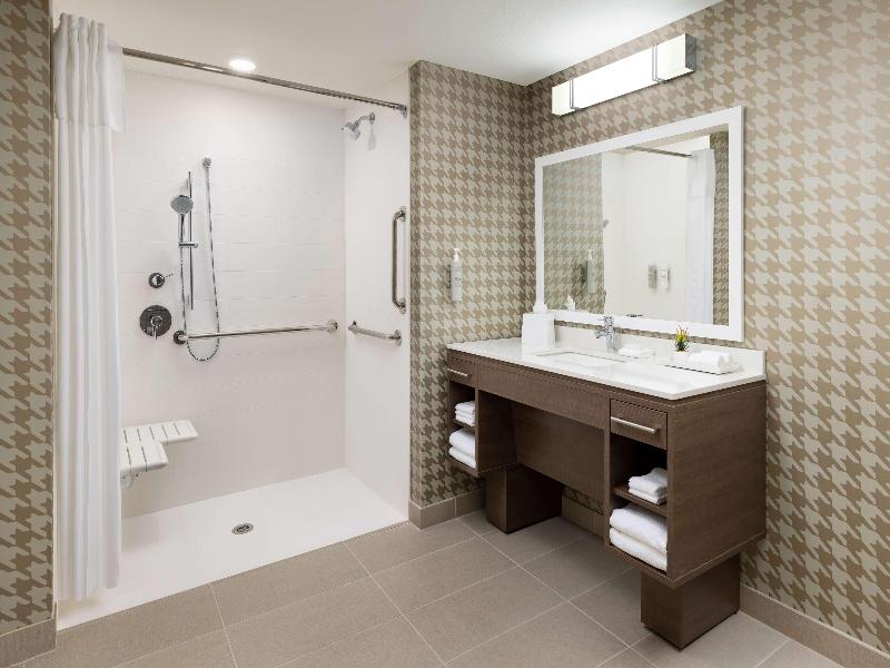 Home2 Suites by Hilton North Scottsdale near Mayo image