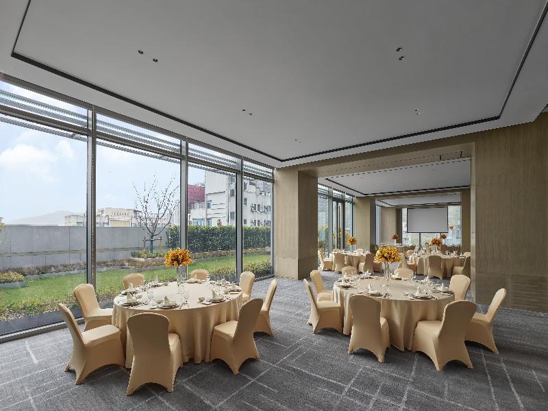 Hilton Zhuji image