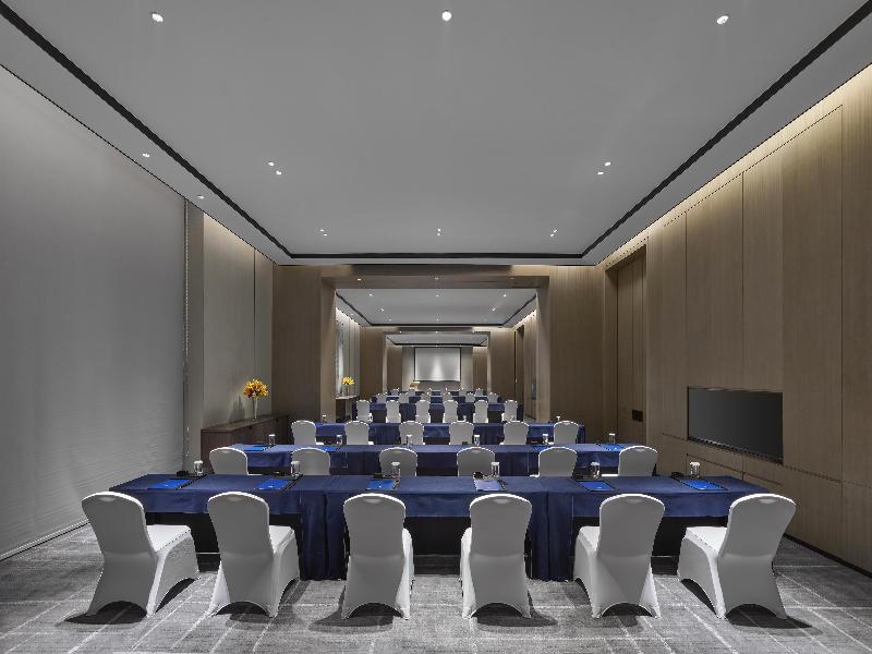 Hilton Zhuji image