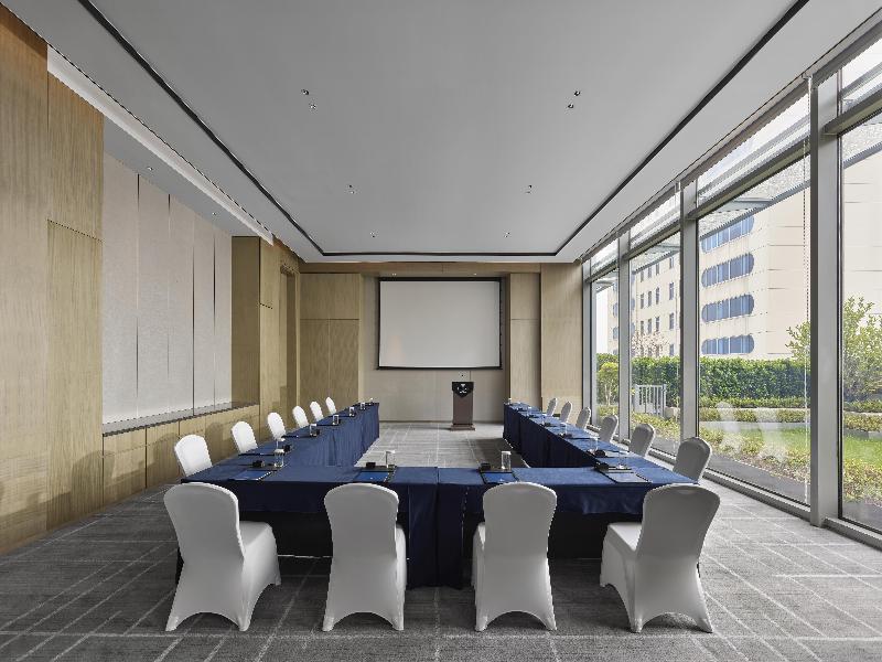 Hilton Zhuji image