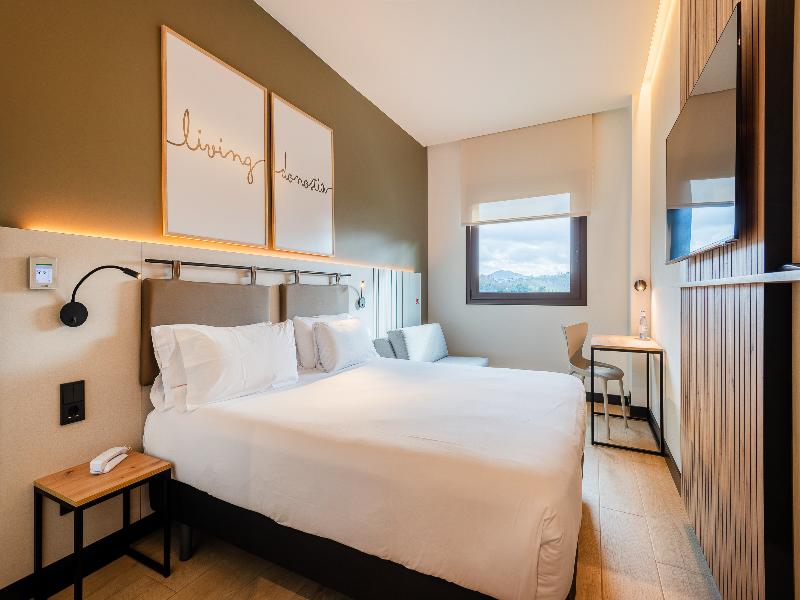Leonardo Hotel San Sebastian image