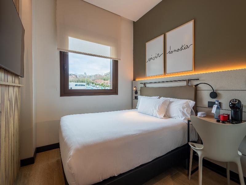 Leonardo Hotel San Sebastian image