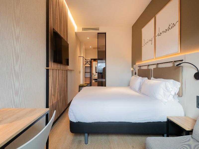 Leonardo Hotel San Sebastian image