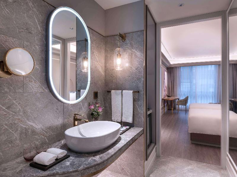 Mercure Shanghai Xujiahui South image