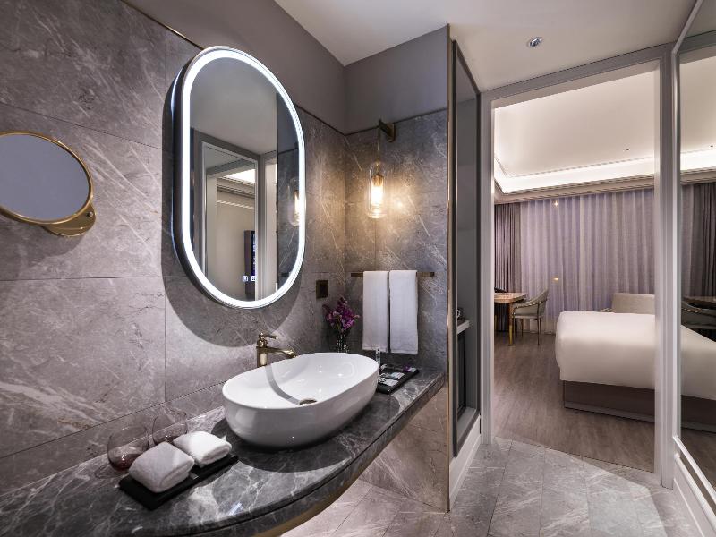 Mercure Shanghai Xujiahui South image