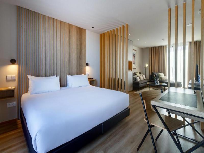 Room Select Porto image