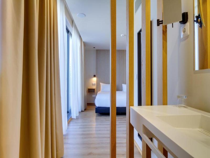 Room Select Porto image
