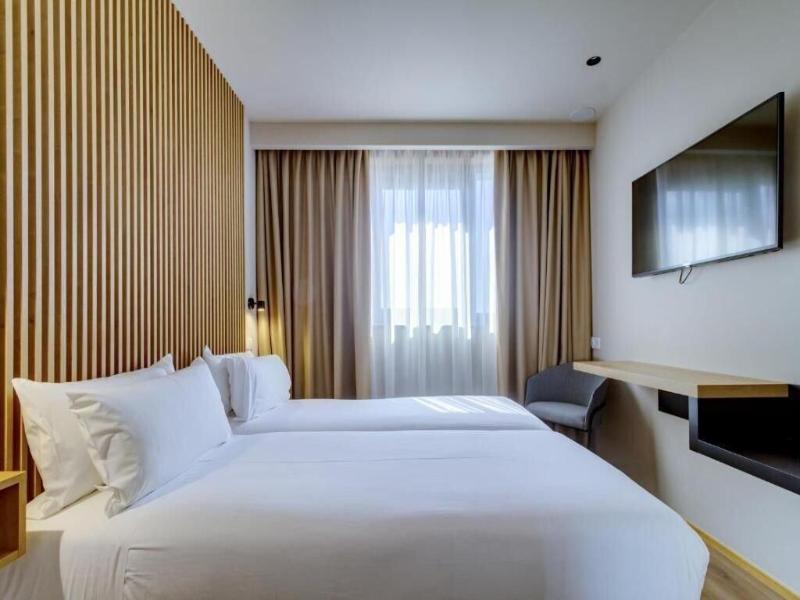Room Select Porto image