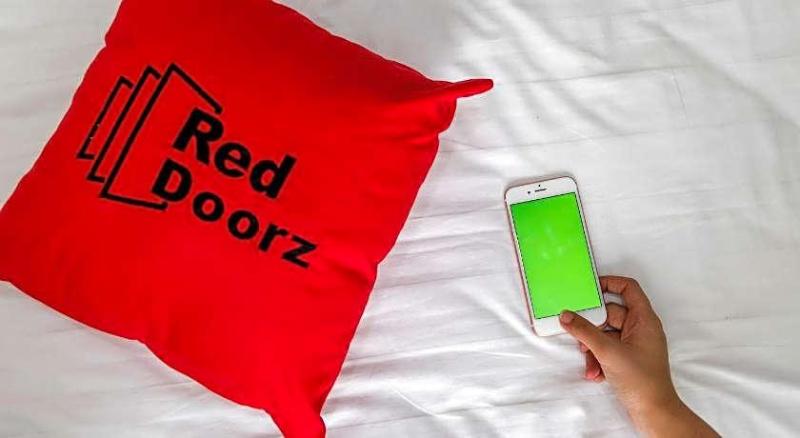 RedDoorz Plus @ Vantas Hotel Parbaba — photo 5