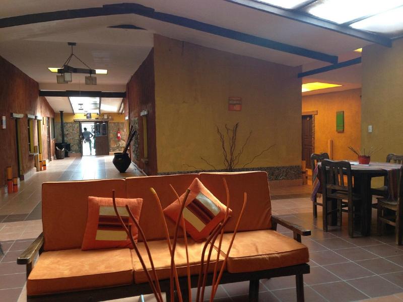 Hotel Jardines de Mallku Cueva image