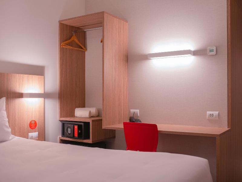 Hotel Moov Porto Alegre image