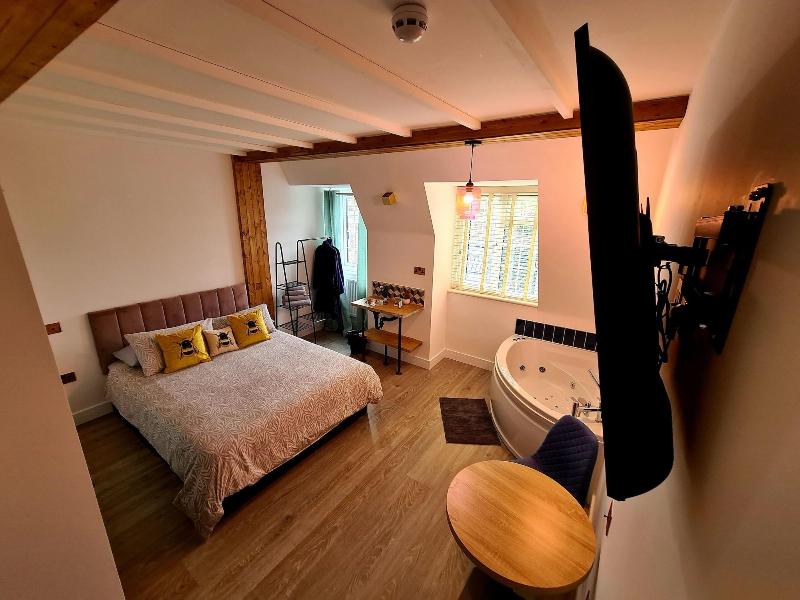 Angel Townhouse image