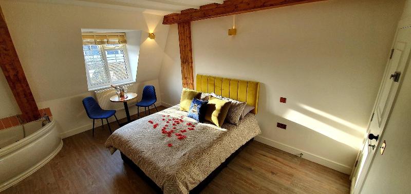 Angel Townhouse image