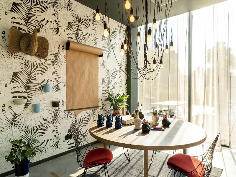 Moxy Utrecht image