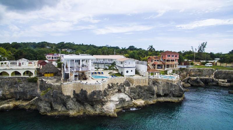 Begona Cliff Hotel image