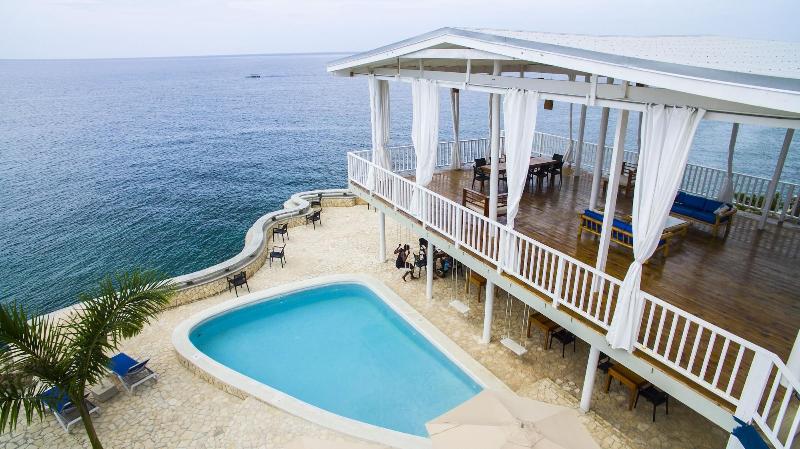 Begona Cliff Hotel image