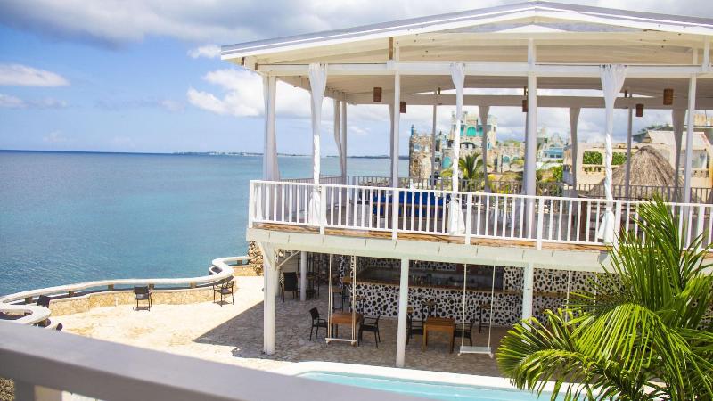 Begona Cliff Hotel image