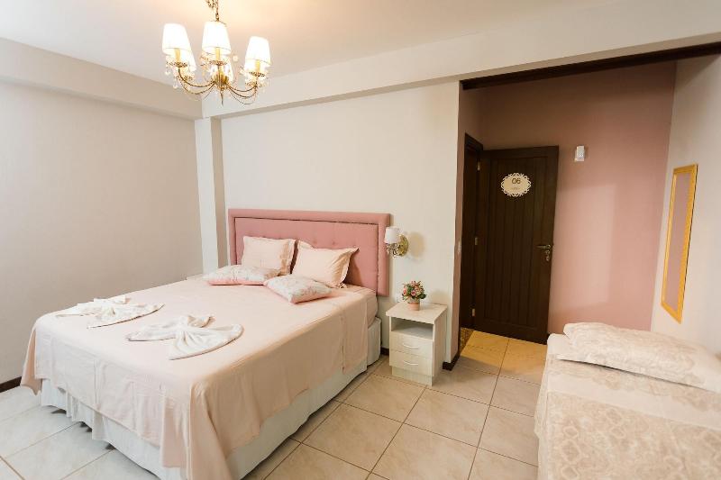 Pousada CasarÃ£o Gastehaus Boutique image