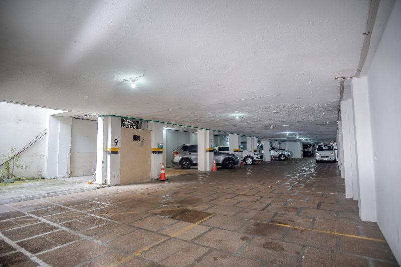 Ayenda Gold Plaza image