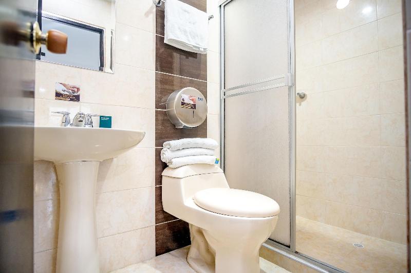 Ayenda Gold Plaza image