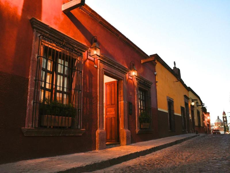 Clandestino Hotel - Adults Only image