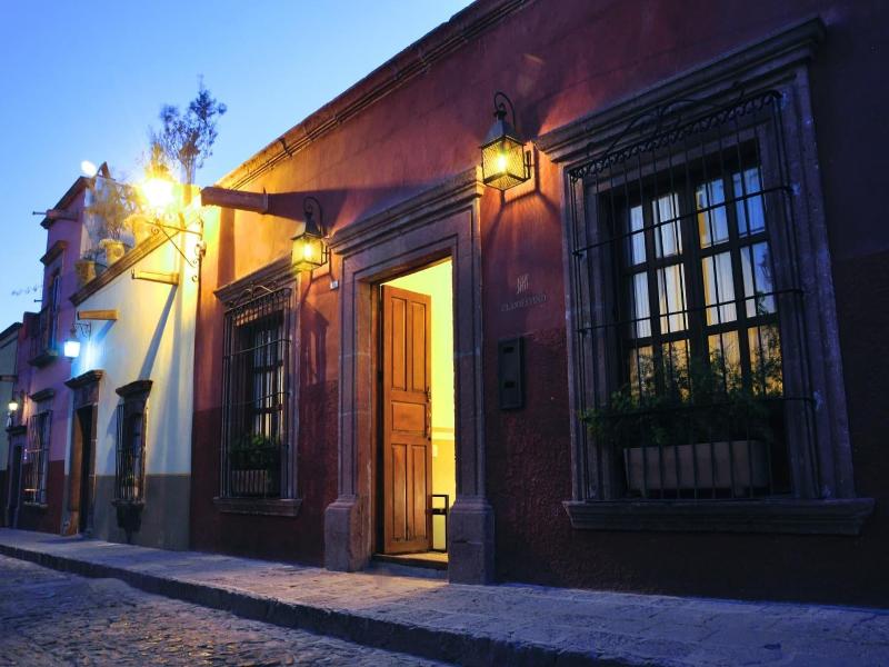Clandestino Hotel - Adults Only image