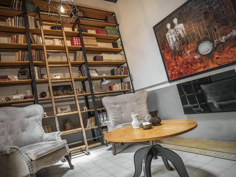 Clandestino Hotel - Adults Only image