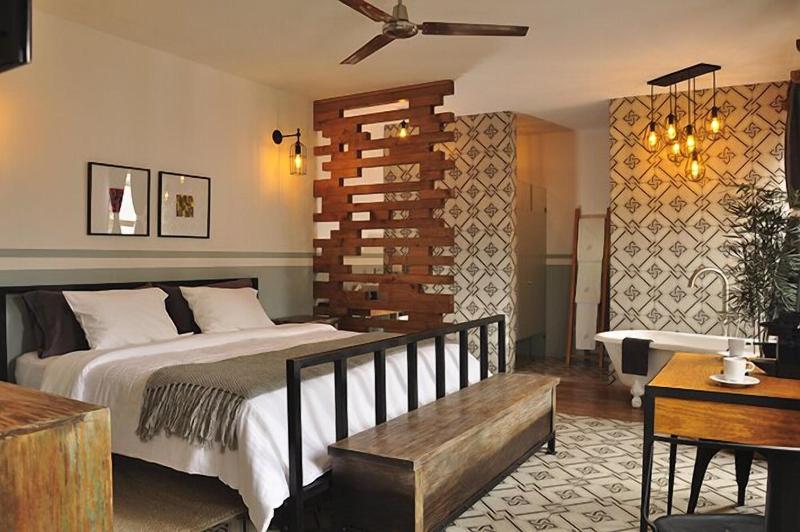 Clandestino Hotel - Adults Only image