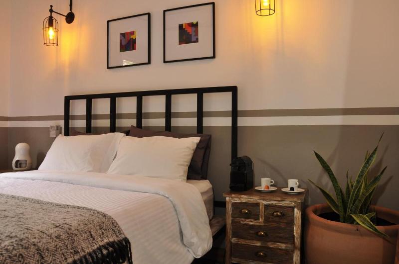Clandestino Hotel - Adults Only image