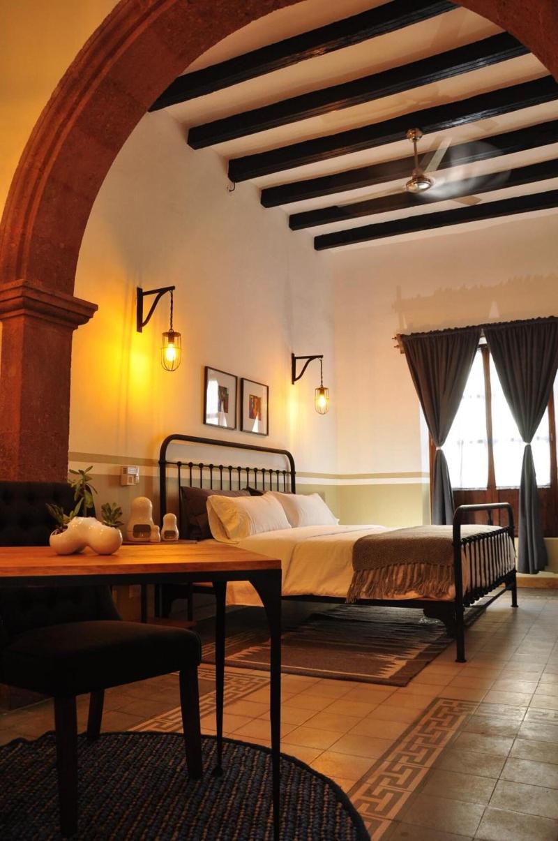 Clandestino Hotel - Adults Only image